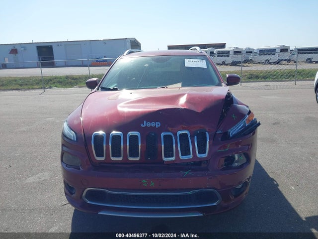 1C4PJMJX5JD594707 Jeep Cherokee Overland 4x4