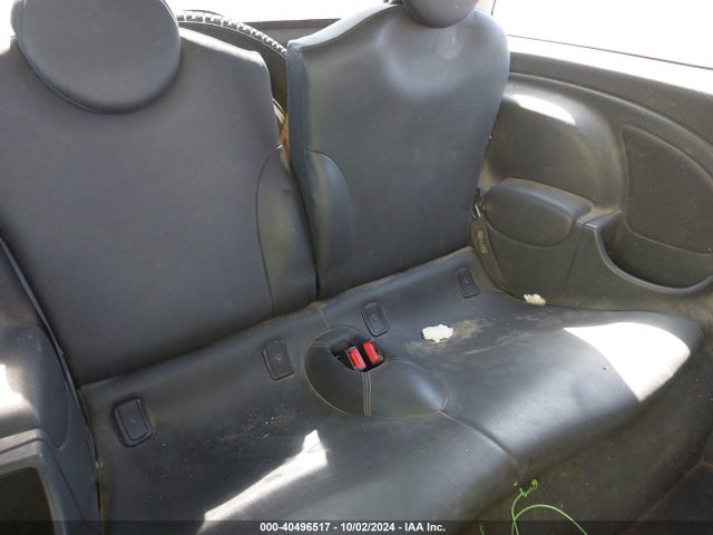 2006 MINI COOPER WMWRC33546TK71204 Photo 7