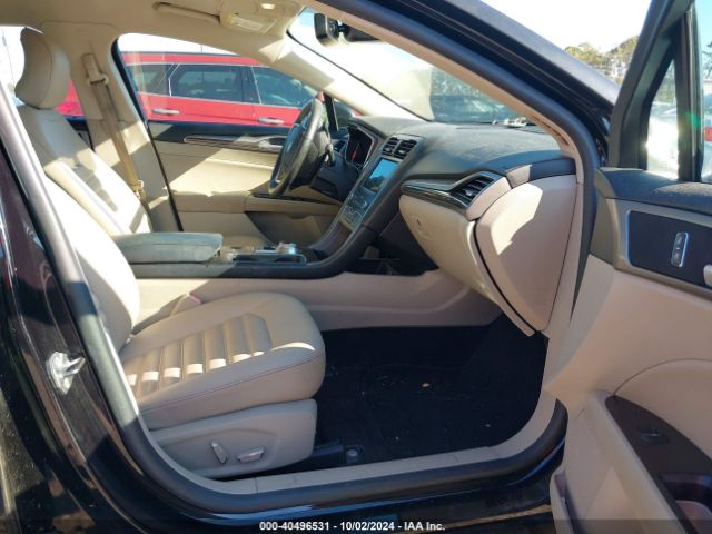 3FA6P0CDXKR138285 Ford FUSION SEL