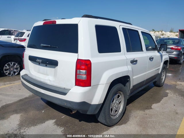 1C4NJPBA2GD628811 Jeep Patriot Sport