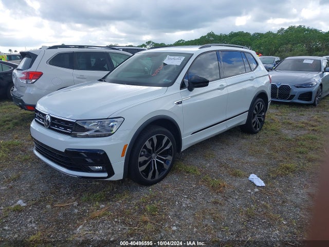 3VV3B7AX8LM112849 Volkswagen Tiguan 2.0t Se/2.0t Se R-line Black/2.0t Sel