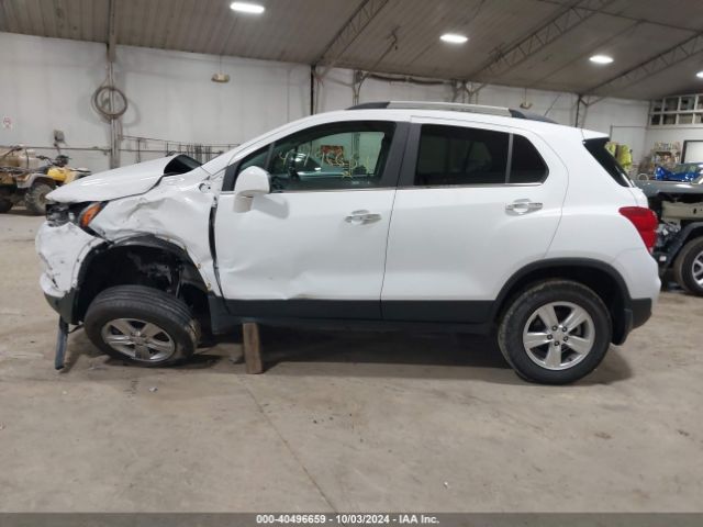 KL7CJPSB8LB040821 Chevrolet Trax Awd Lt