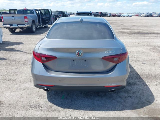 ZARFAECN0J7596656 Alfa Romeo Giulia Ti Rwd