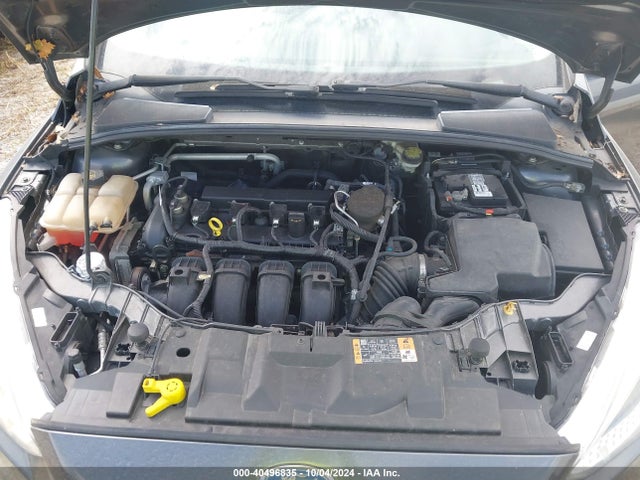 Ford FOCUS SE 2016 1FADP3K28GL215377 Image 10