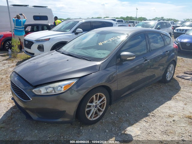 Ford FOCUS SE 2016 1FADP3K28GL215377 Image 2