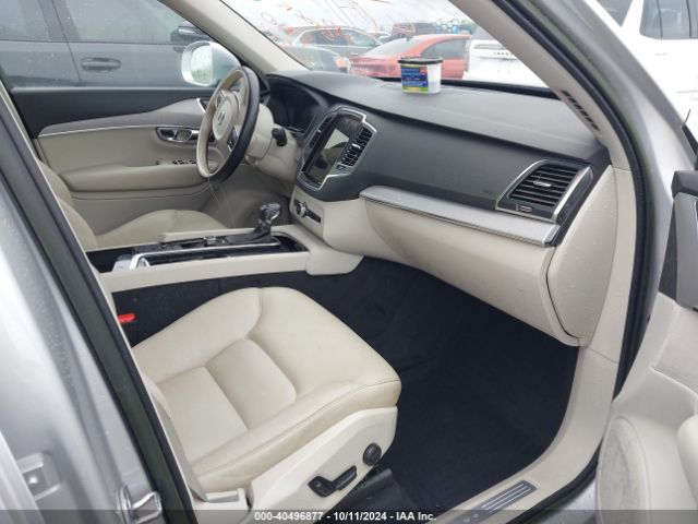 YV4102CK8N1867724 Volvo Xc90 T5 Momentum 7 Passenger