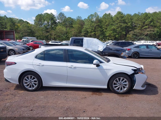 Toyota CAMRY LE 2024 4T1C11AK3RU840890 Image 13