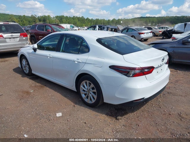 Toyota CAMRY LE 2024 4T1C11AK3RU840890 Image 3