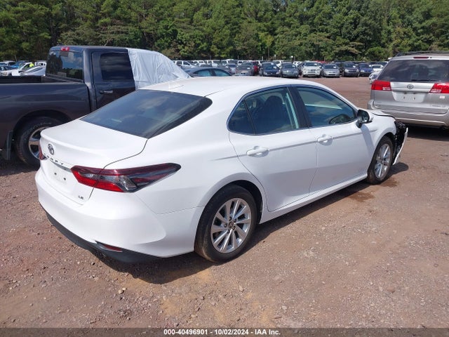 Toyota CAMRY LE 2024 4T1C11AK3RU840890 Image 4