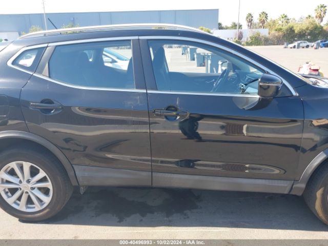 JN1BJ1CP9HW023602 Nissan Rogue Sport Sv