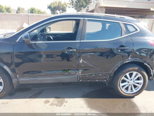 JN1BJ1CP9HW023602 Nissan Rogue Sport Sv