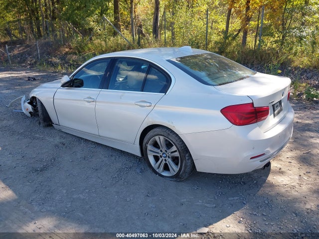 BMW 328i Xdrive 2016 WBA8E3C52GK500816 Image 3