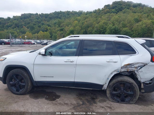 Jeep Cherokee Latitude 2016 1C4PJMCBXGW118001 Image 14