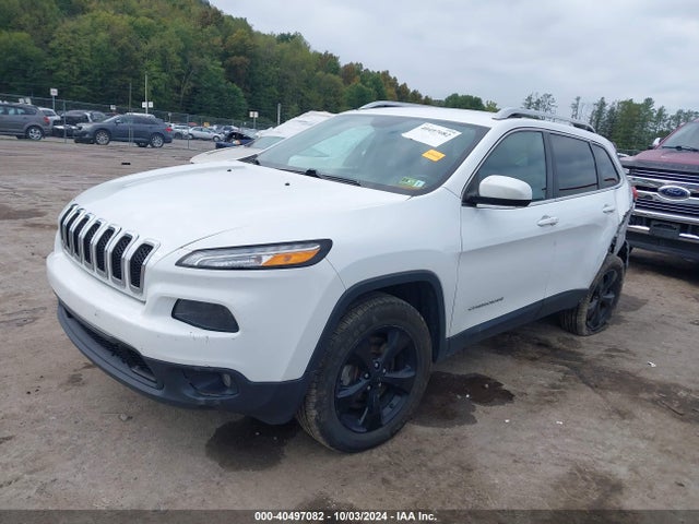 Jeep Cherokee Latitude 2016 1C4PJMCBXGW118001 Image 2