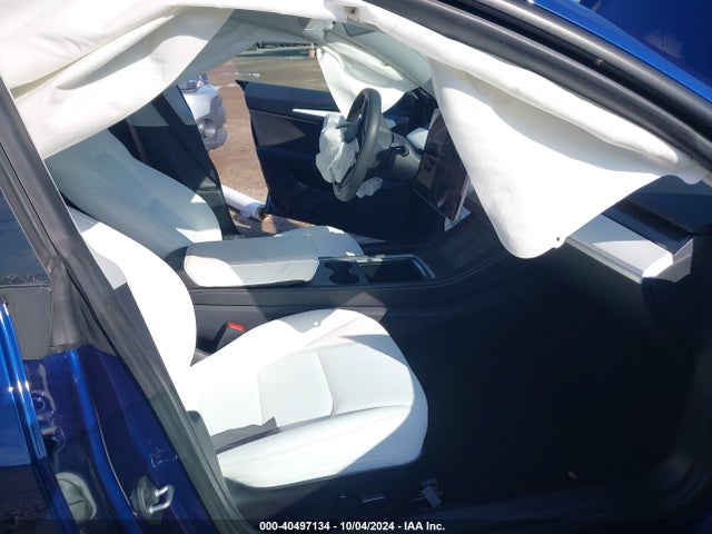 2021 TESLA MODEL 3 5YJ3E1EB1MF975435 Photo 4