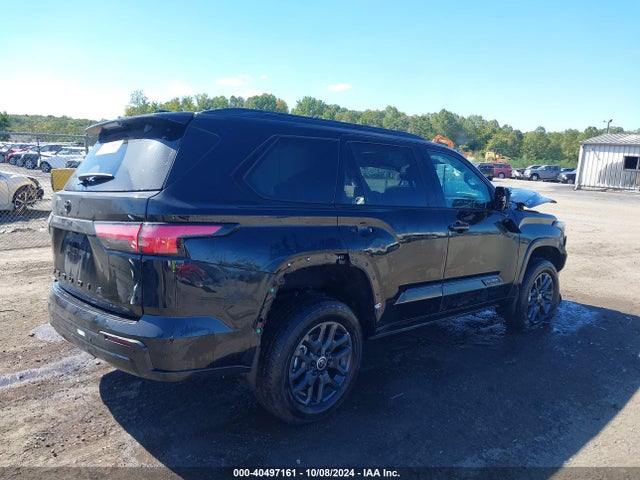 Toyota Sequoia Platinum 2024 7SVAAABA5RX039397 Image 4