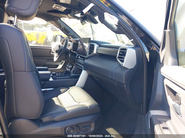 Toyota Sequoia Platinum 2024 7SVAAABA5RX039397 Image 5