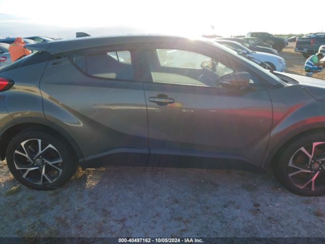 NMTKHMBX4MR120355 Toyota C-HR XLE