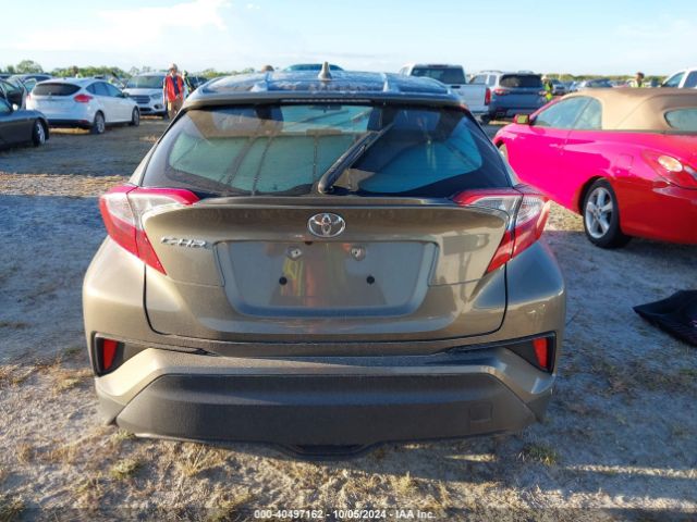 NMTKHMBX4MR120355 Toyota C-HR XLE