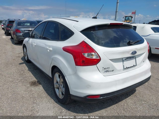 Ford FOCUS SE 2014 1FADP3K25EL287599 Image 3