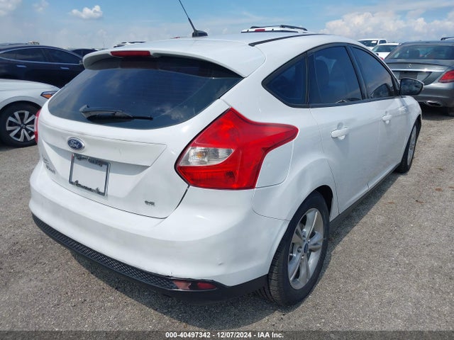 Ford FOCUS SE 2014 1FADP3K25EL287599 Image 4