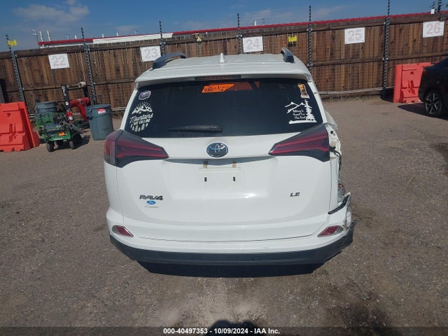 Toyota RAV4 LE 2018 JTMZFREV0JJ741338 Image 16