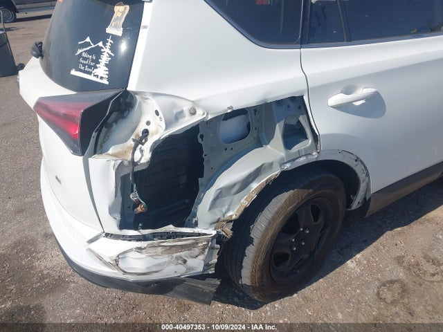 Toyota RAV4 LE 2018 JTMZFREV0JJ741338 Image 6