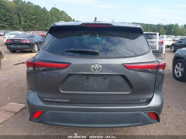 Toyota Highlander Xle 2022 5TDGZRAH9NS128609 Image 16