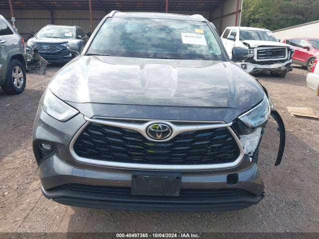Toyota Highlander Xle 2022 5TDGZRAH9NS128609 Image 6