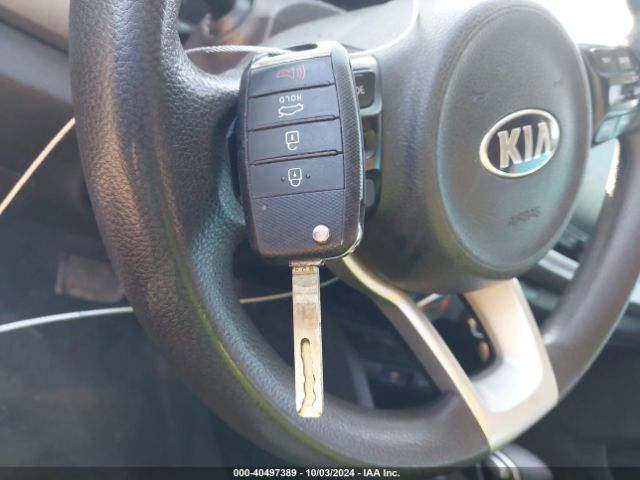 3KPA24AD7ME380586 KIA RIO S