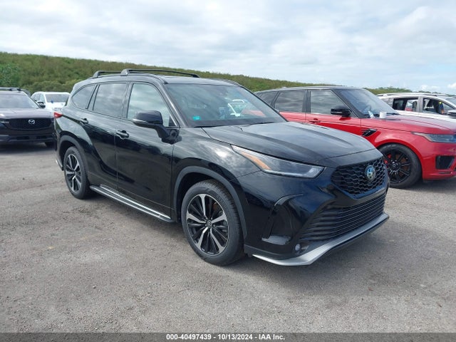 Toyota Highlander Xse 2022 5TDLZRAH5NS093811 Image 1