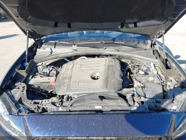 SADCJ2FN6JA285019 Jaguar F-pace 20d Premium