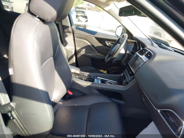 SADCJ2FN6JA285019 Jaguar F-pace 20d Premium