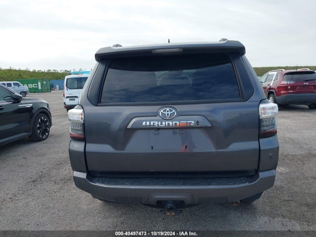 Toyota 4runner Sr5 Premium 2022 JTEFU5JRXN5270495 Image 16