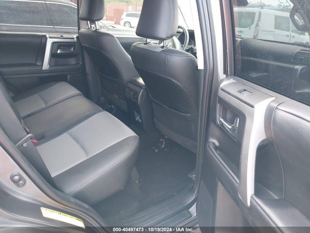 Toyota 4runner Sr5 Premium 2022 JTEFU5JRXN5270495 Image 8
