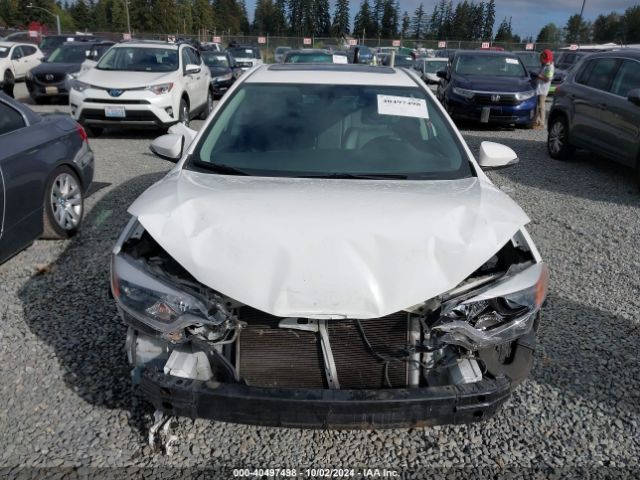 2T1BURHE1FC291043 Toyota Corolla S Premium