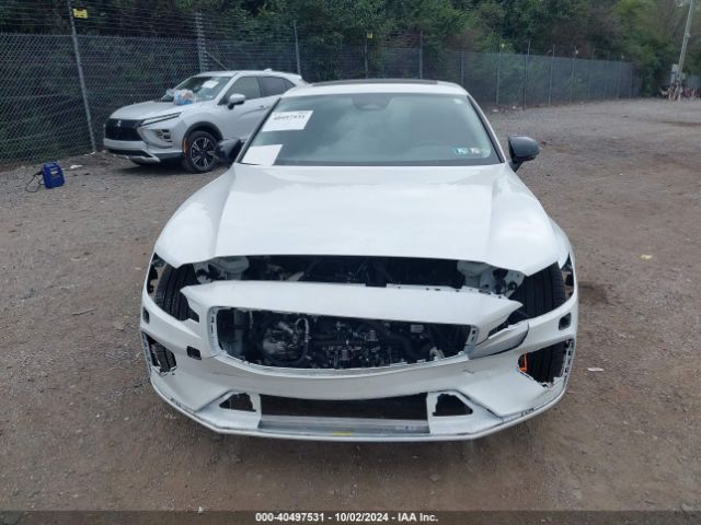 7JRL12FV0PG240838 Volvo S60 B5 Core Dark Theme