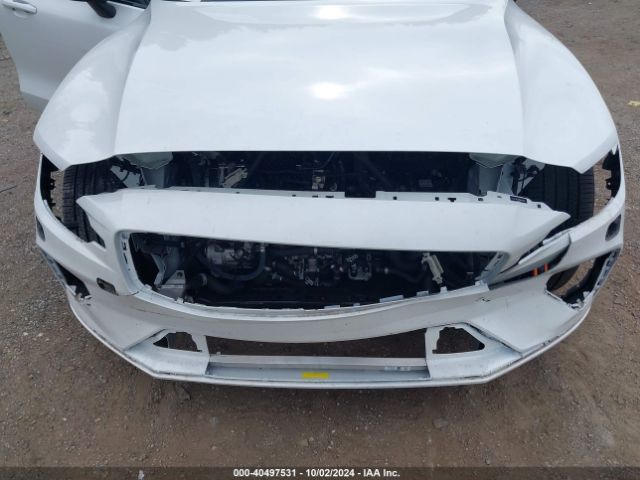 7JRL12FV0PG240838 Volvo S60 B5 Core Dark Theme