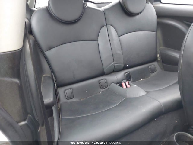 2008 MINI COOPER WMWMF33538TU68997 Photo 7