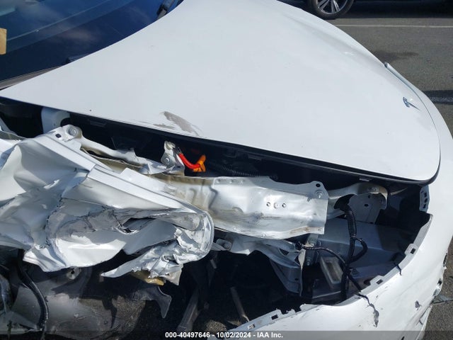 2022 TESLA MODEL Y 7SAYGDEE0NF362299 Photo 9