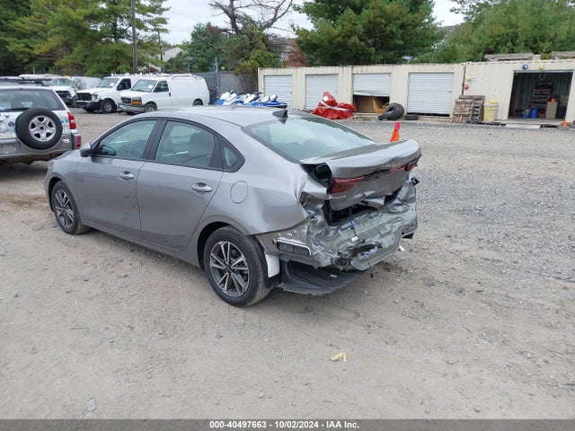 KIA Forte Lxs 2024 3KPF24AD8RE827486 Image 3