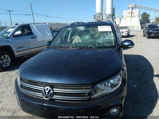 WVGAV7AX3FW609529 Volkswagen TIGUAN SE