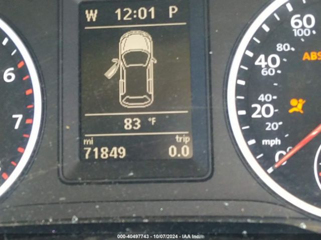 WVGAV7AX3FW609529 Volkswagen TIGUAN SE