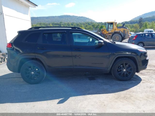 1C4PJMCS1EW294349 Jeep Cherokee Altitude