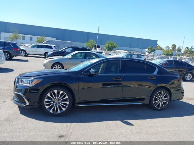 JH4KC1F5XJC000143 Acura RLX