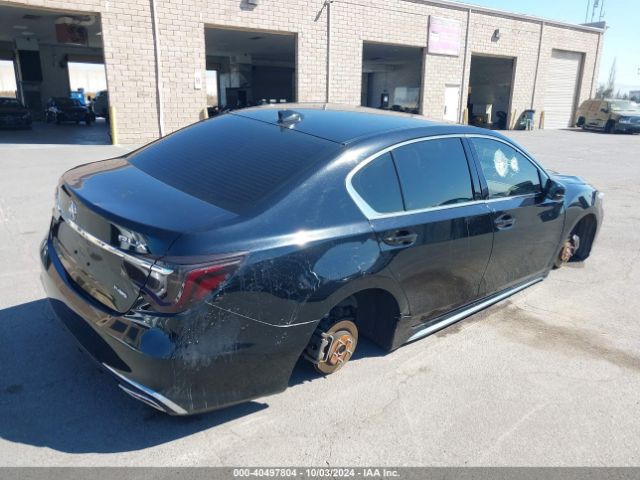 JH4KC1F5XJC000143 Acura RLX