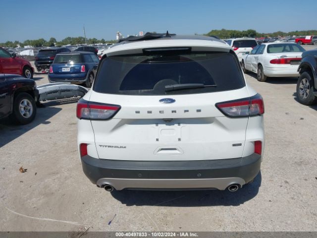 1FMCU0DZ5MUA23813 Ford Escape Titanium Hybrid