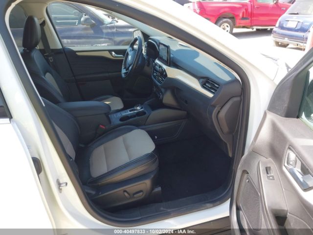 1FMCU0DZ5MUA23813 Ford Escape Titanium Hybrid