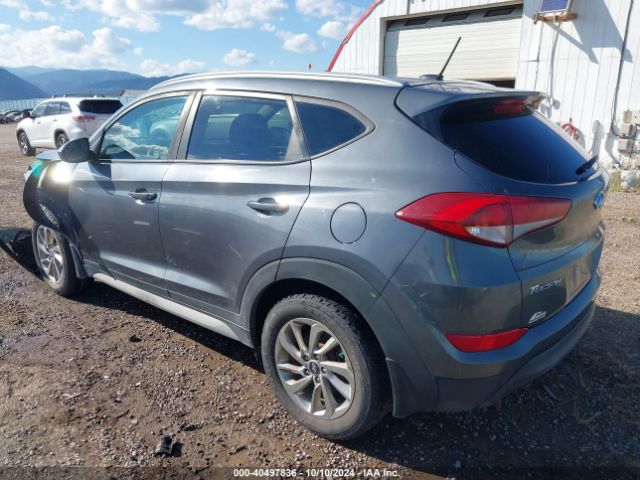KM8J3CA47HU562766 Hyundai TUCSON SE