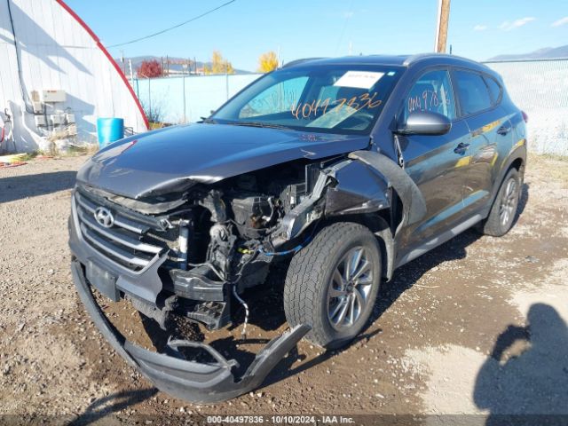 KM8J3CA47HU562766 Hyundai TUCSON SE